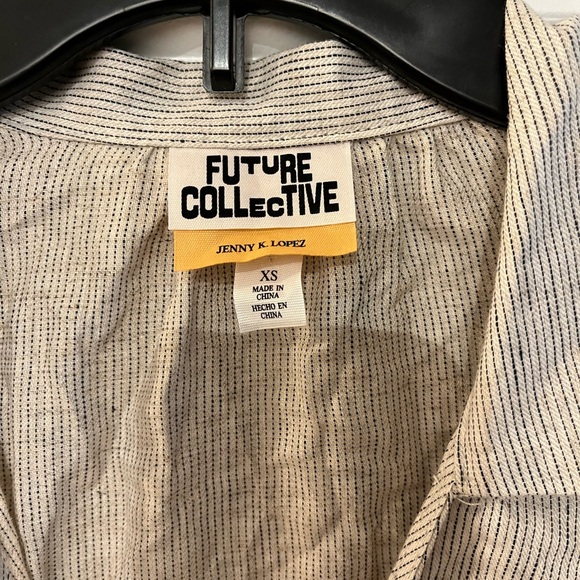 Future Collective Blouse - Picture 2 of 2